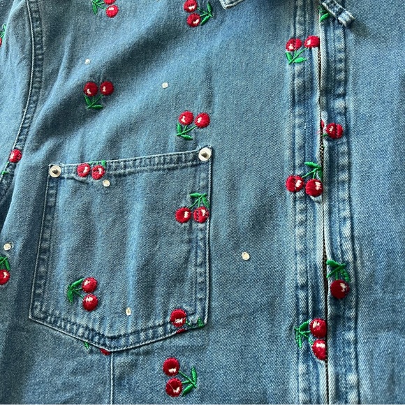 Vintage Cherry Embroidered Denim Jacket Shirt The Quacker Factory - Picture 5 of 13